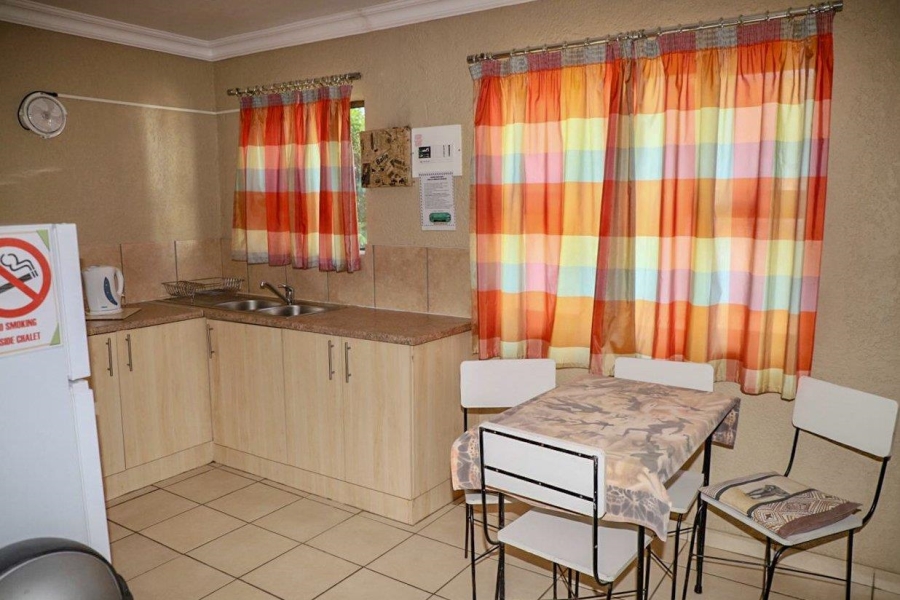 6 Bedroom Property for Sale in Oranjeville Free State